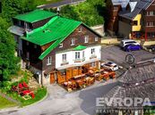 Sofinata Pizzeria a penzion 553m2, v centru Špindlerova Mlýna, až 80 hostů v restauraci a 38 lůžek, cena cena v RK, nabízí 