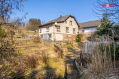 Prodej rodinného domu 184 m2, pozemek 5381 m2, Strážkovice, cena 2450000 CZK / objekt, nabízí