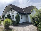 Prodej krásného rodinného domu se zahradou v Plotišti nad Labem, cena 14200000 CZK / objekt, nabízí