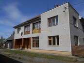 Prodej velkého RD 7+2 v Babicích u Hradce Králové, cena 4500000 CZK / objekt, nabízí